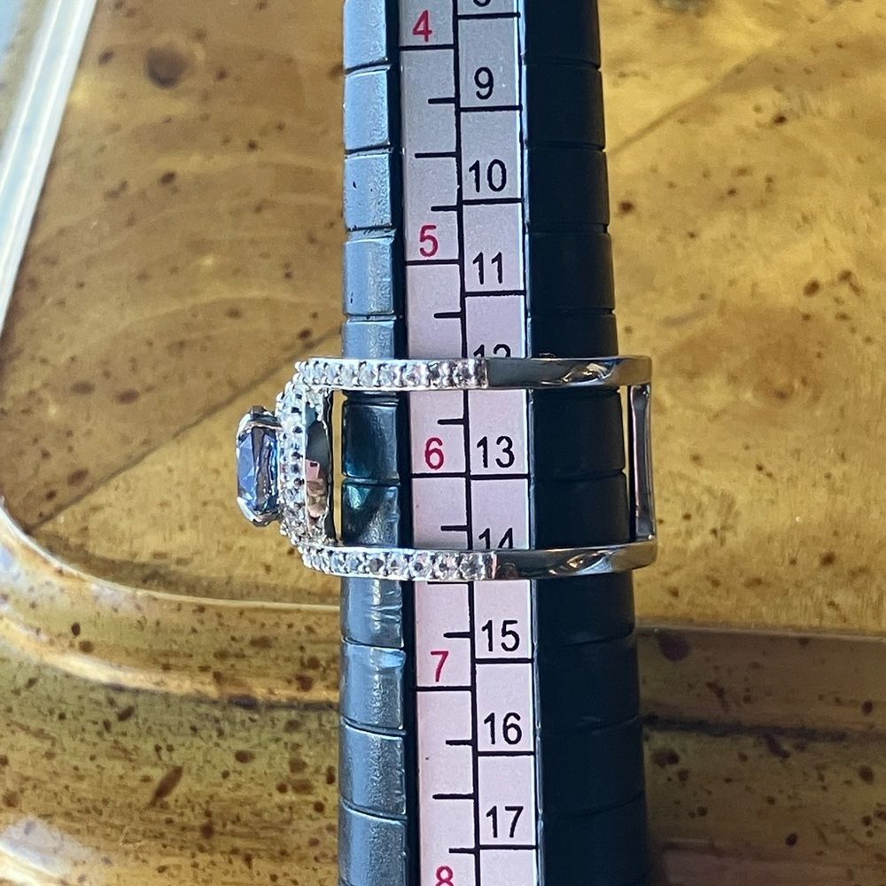 Royal Blue Mystic Topaz Sterling Silver Ring Size 6 - Picture 8 of 10